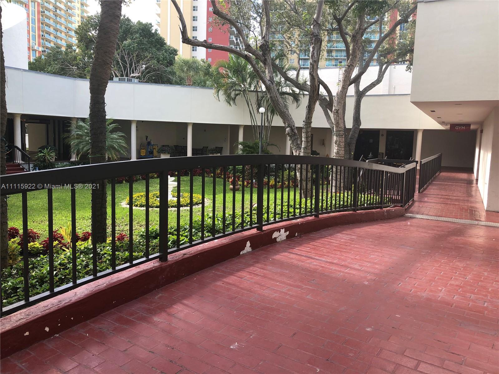 PLAZA OF AMERICAS CONDO P - Residential Lease
