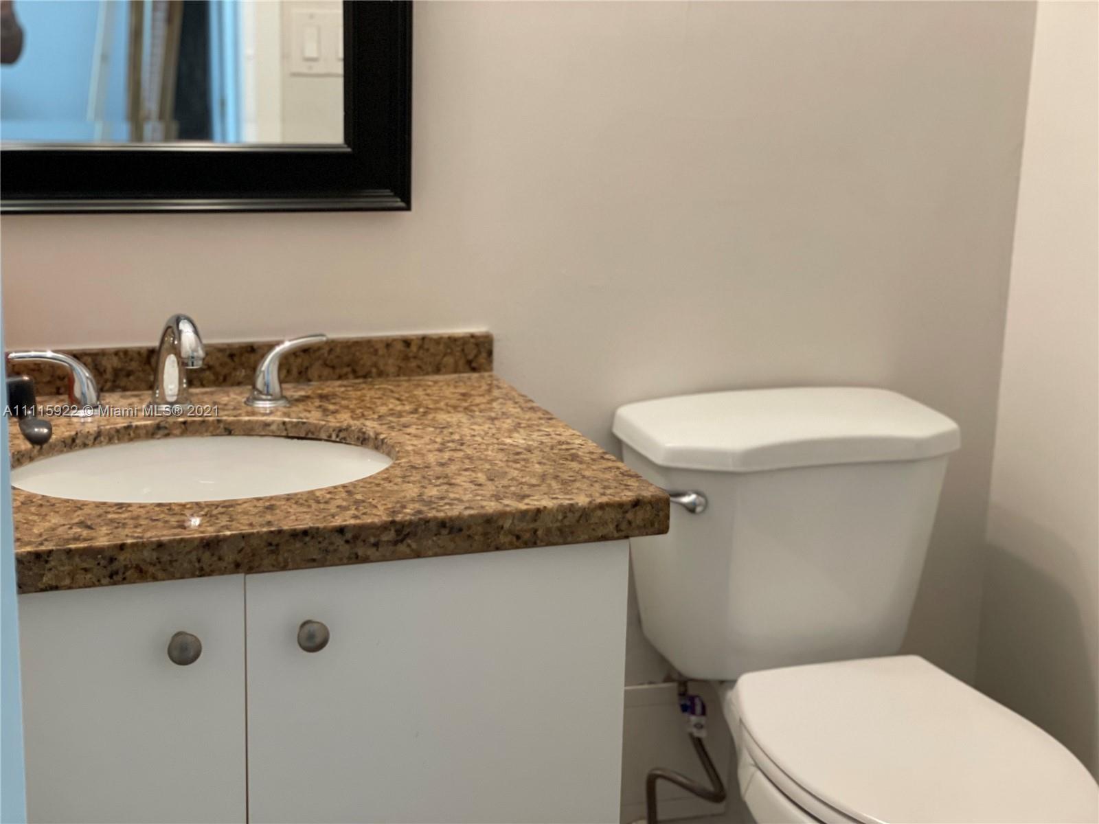 PLAZA OF AMERICAS CONDO P - Residential Lease