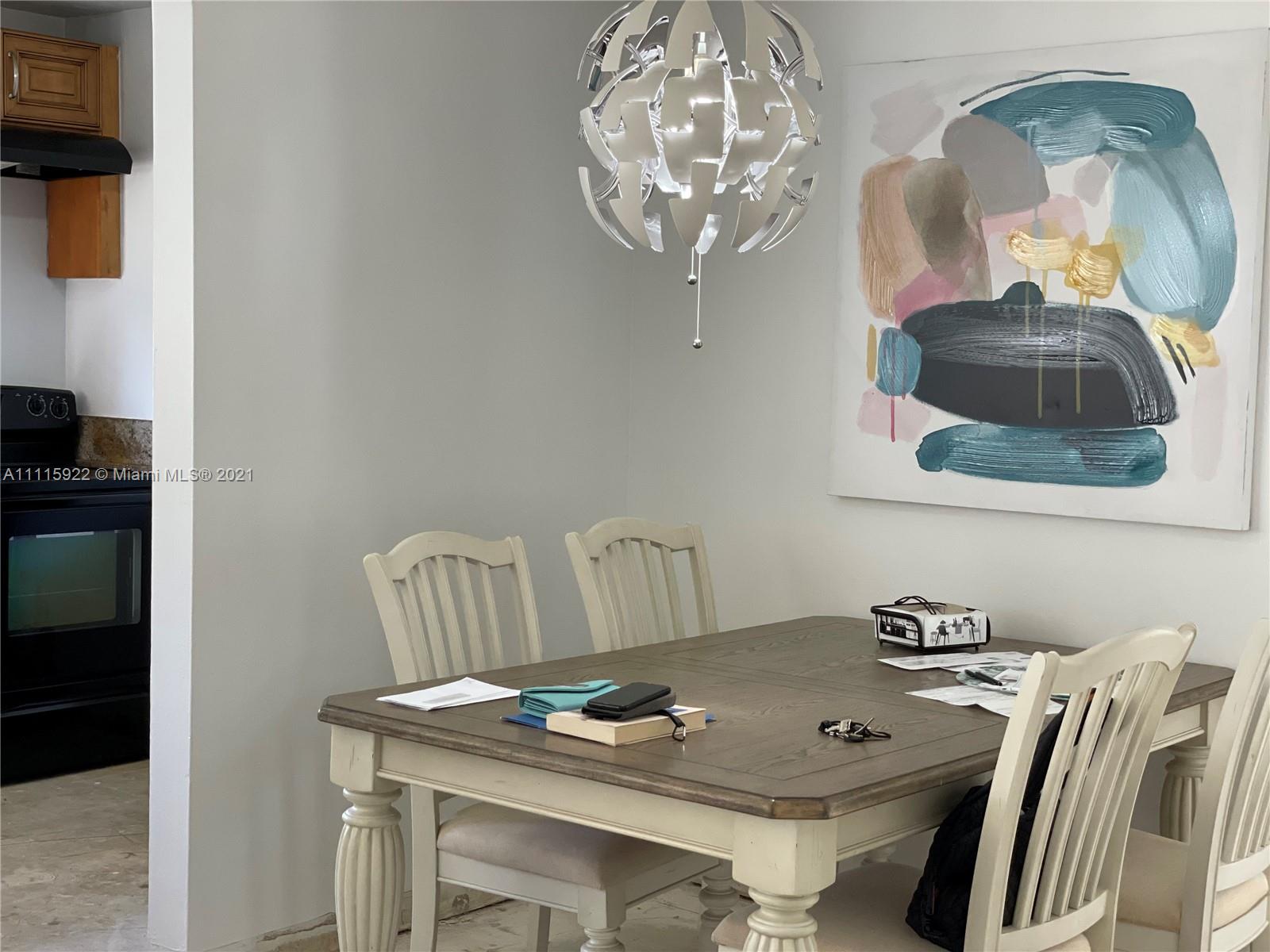 PLAZA OF AMERICAS CONDO P - Residential Lease