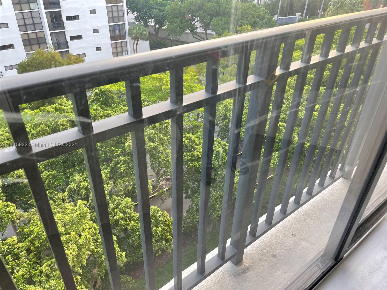 PLAZA OF AMERICAS CONDO P - Residential Lease