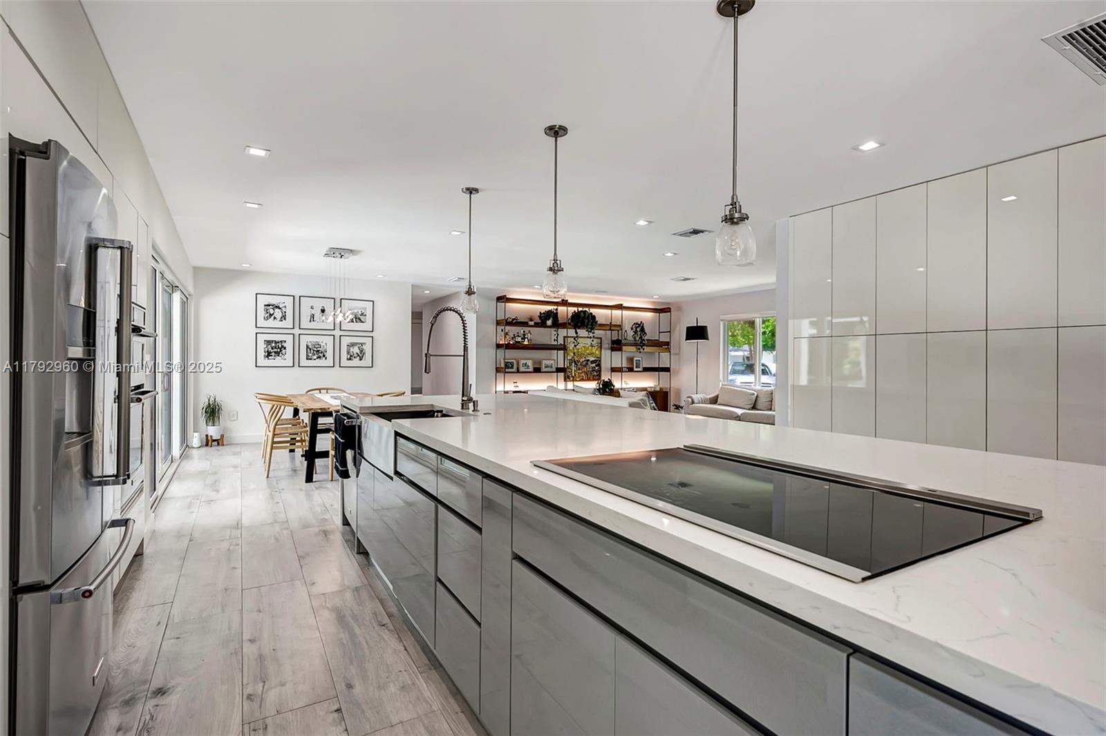 MORLIN ESTS - Residential Lease