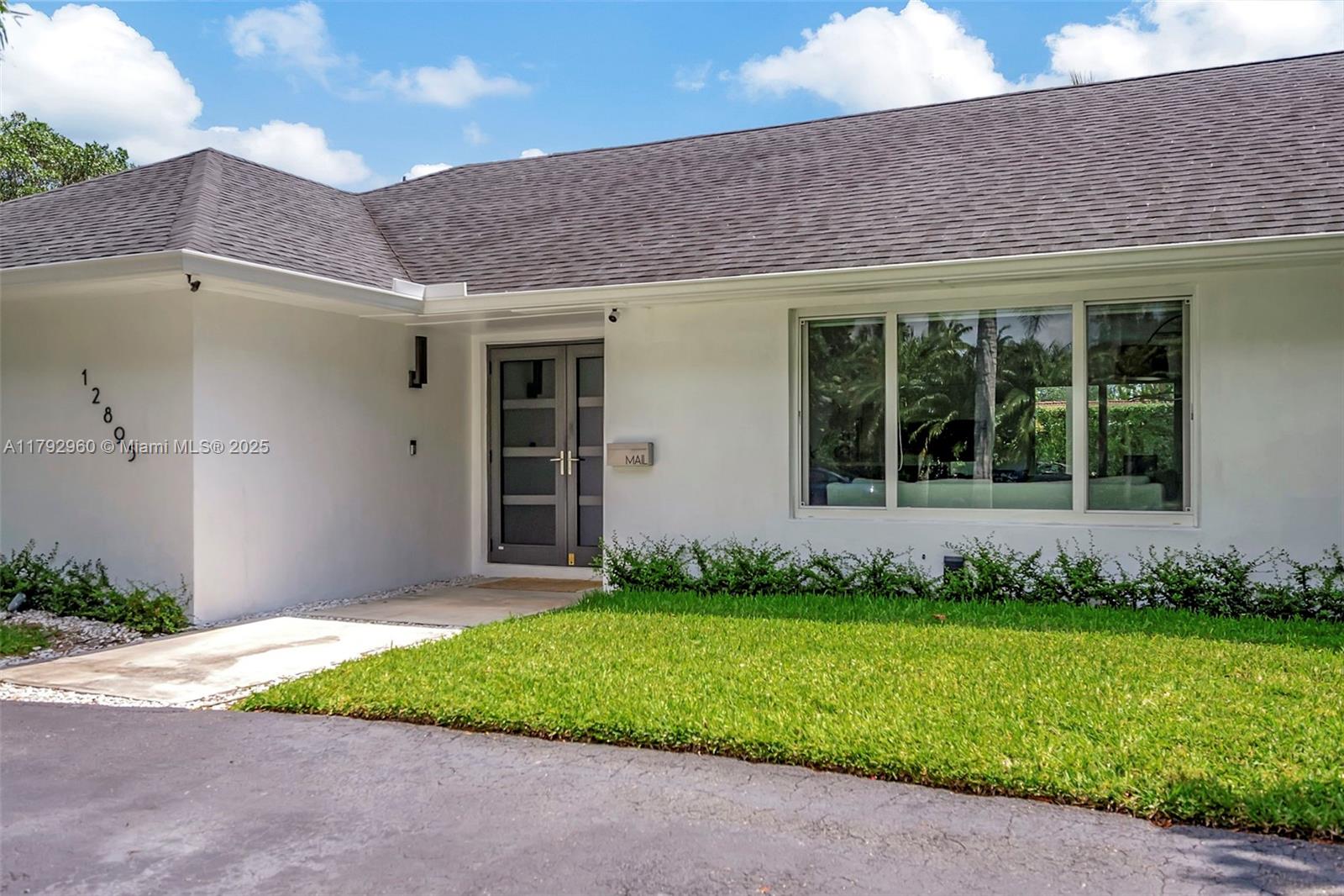 MORLIN ESTS - Residential Lease