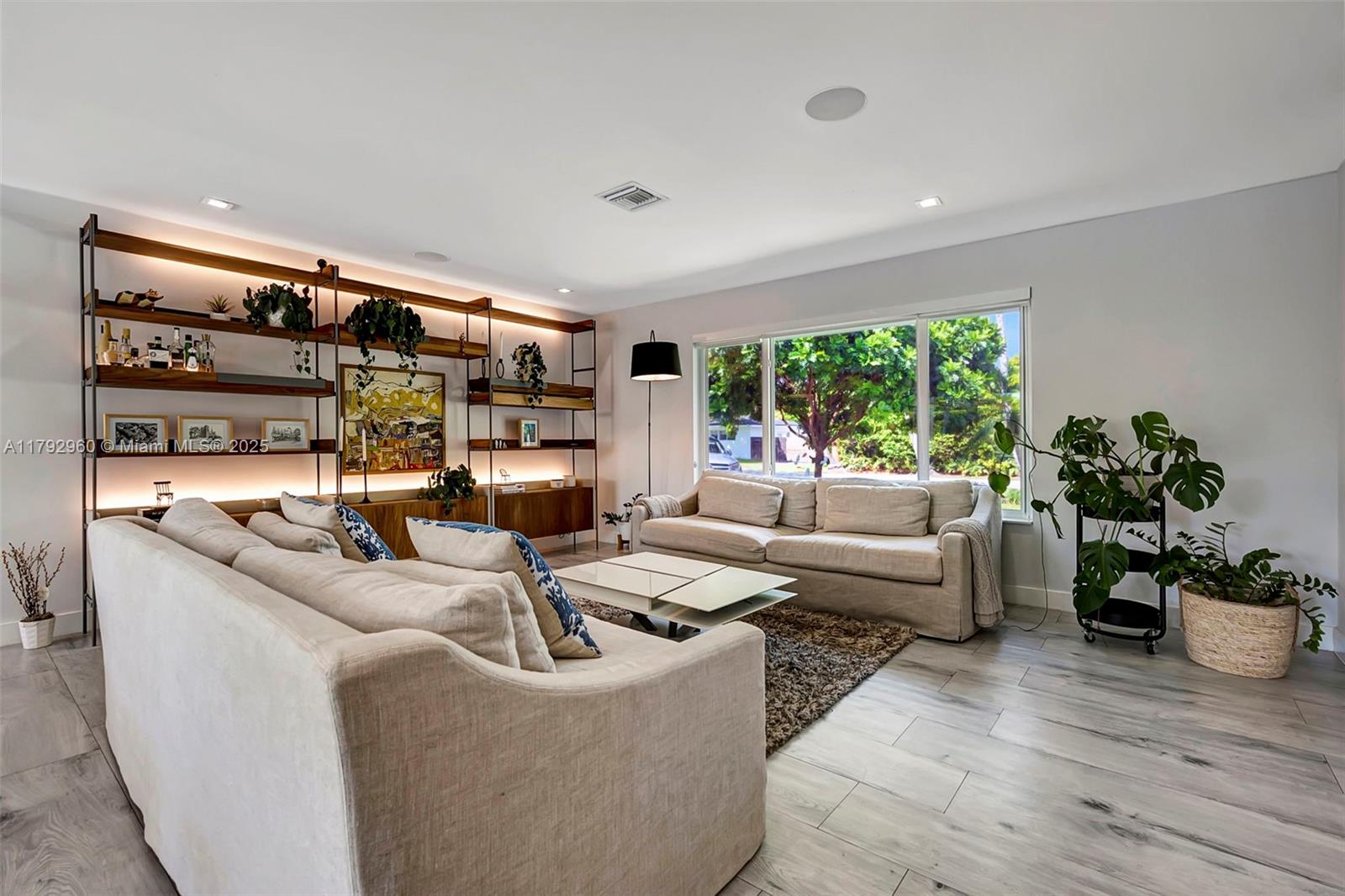 MORLIN ESTS - Residential Lease