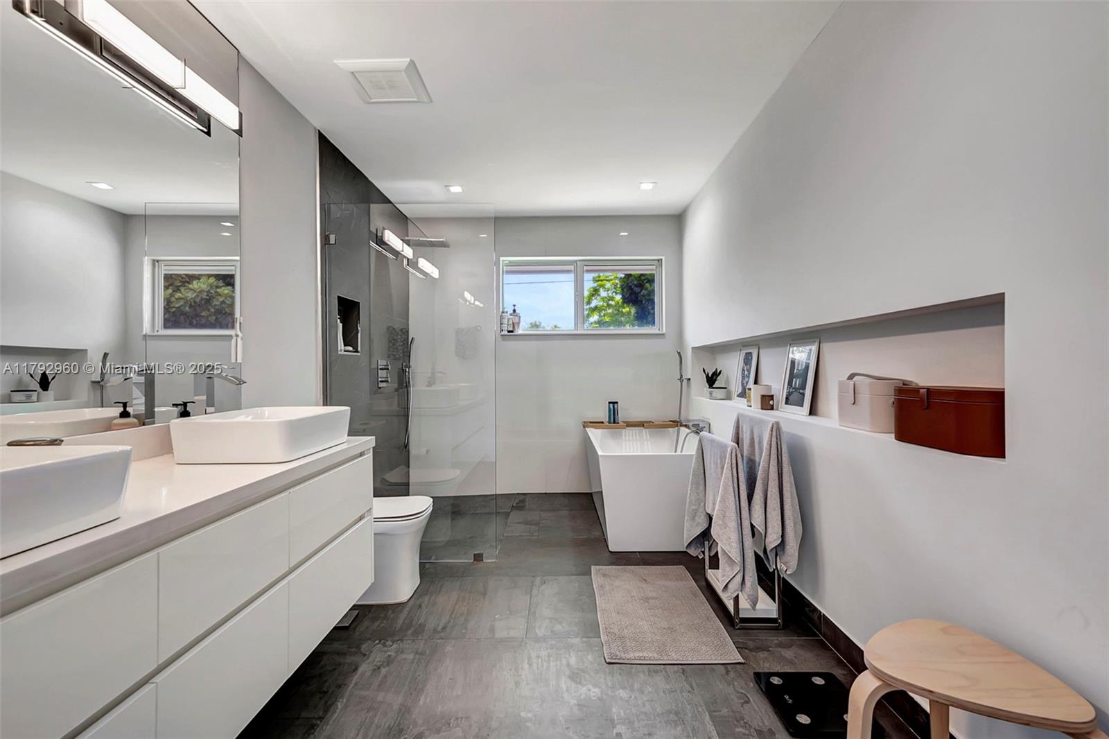 MORLIN ESTS - Residential Lease