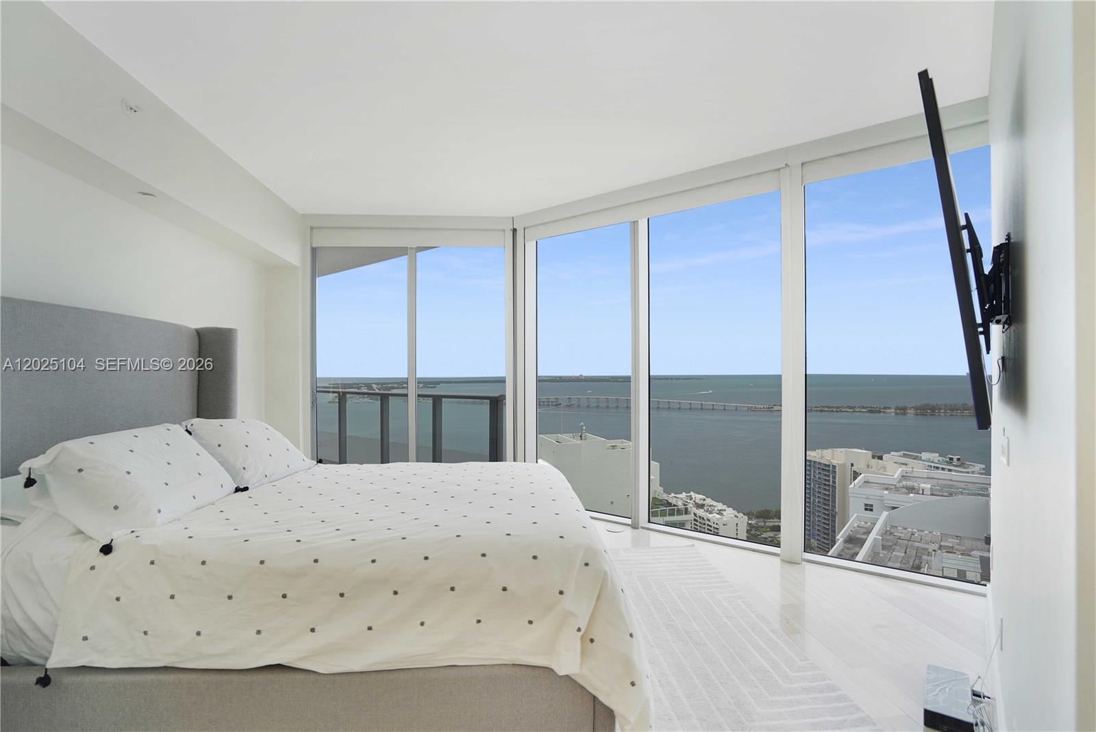 BRICKELLHOUSE CONDO - Residential