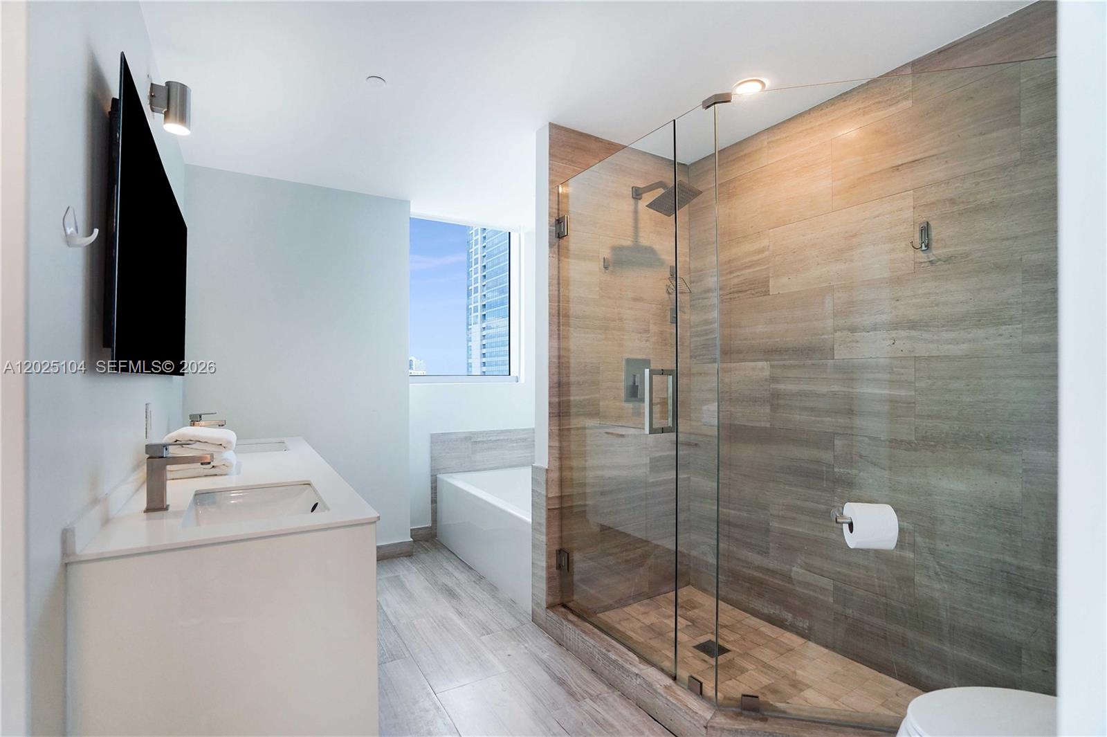 BRICKELLHOUSE CONDO - Residential