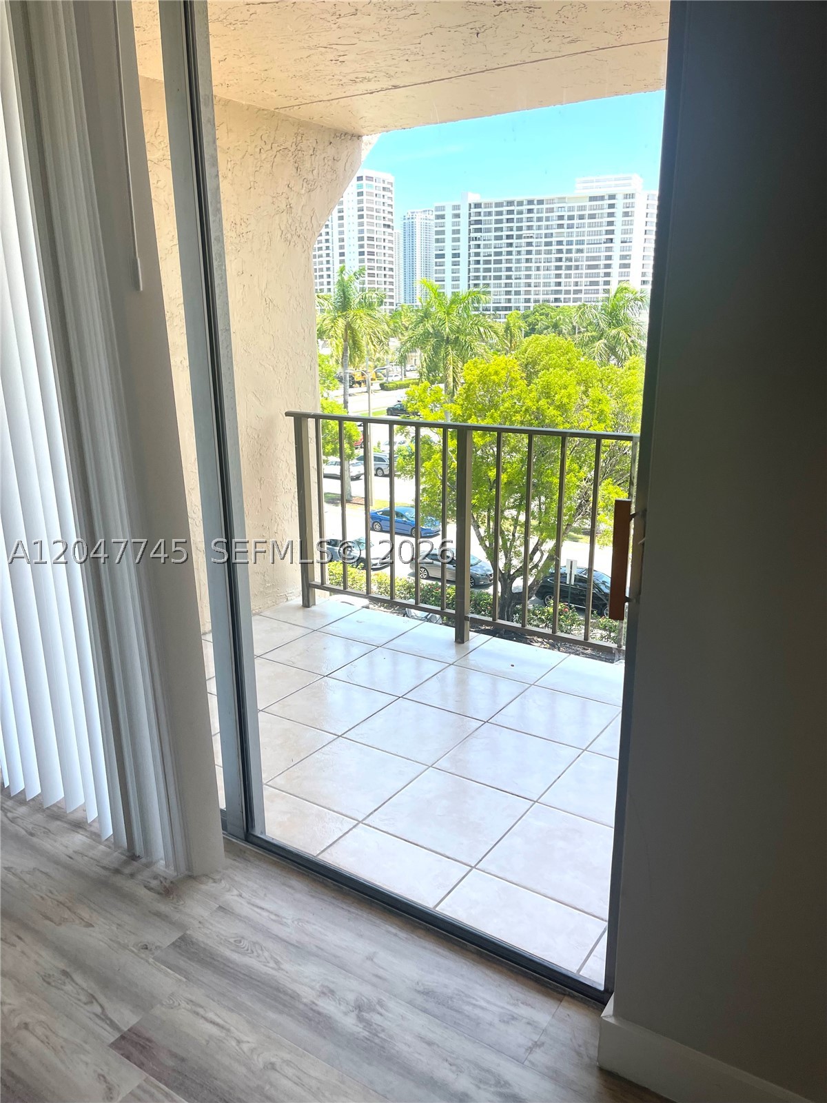 DESOTO PARK NORTH CONDO - Residential Lease