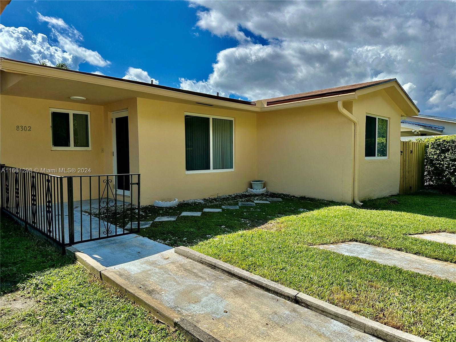 GABLES WEST VILLAS CONDO - Residential Lease