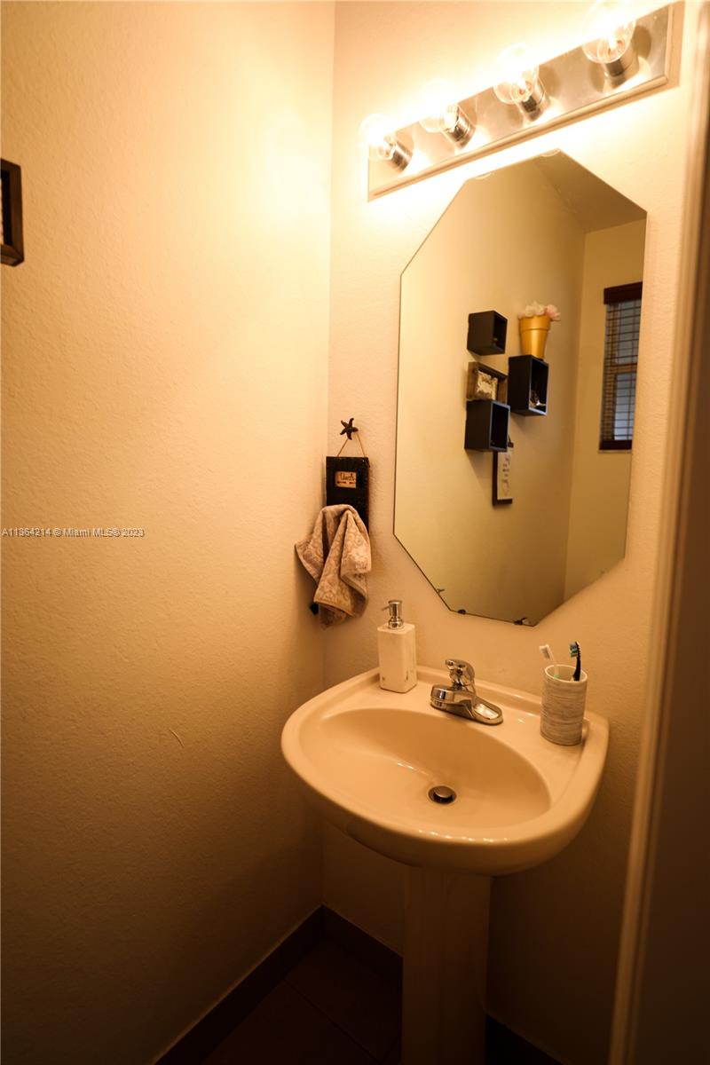 CENTURY GARDENS VILLAS - Residential