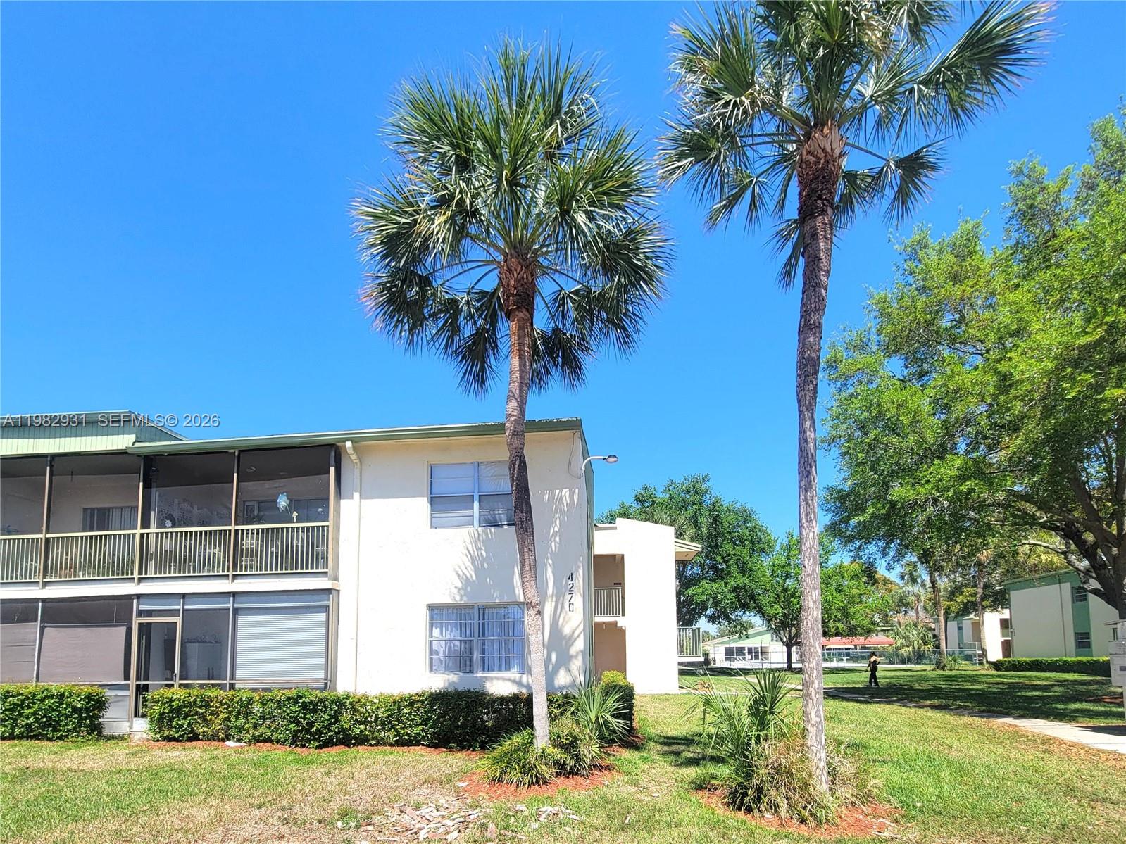 Beautiful and renovated apartment 2 bedrooms 2 bathrooms, new air conditioning, water heater, all kitchen appliances, washer and dryer inside of the unit, 2 walking closets, impact windows, the complex has a swimming pool and tennis court. Association requires a minimum credit score of 640 or up. Available to move on Jun,2026. The property is in an excellent school district (schools rated A.  Ideal as a primary residence or future investment.