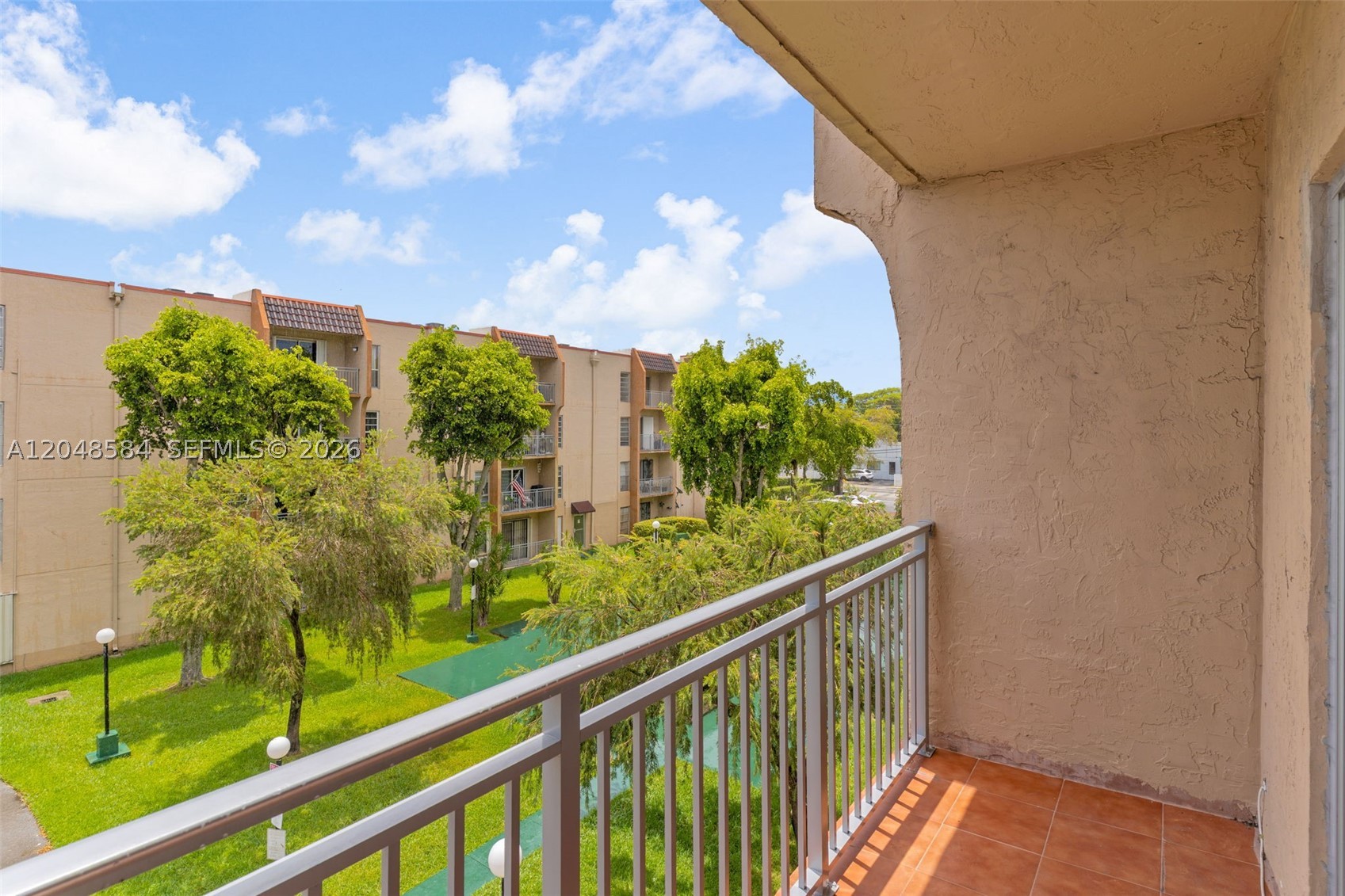 SUNSET VILLAS CONDO - Residential