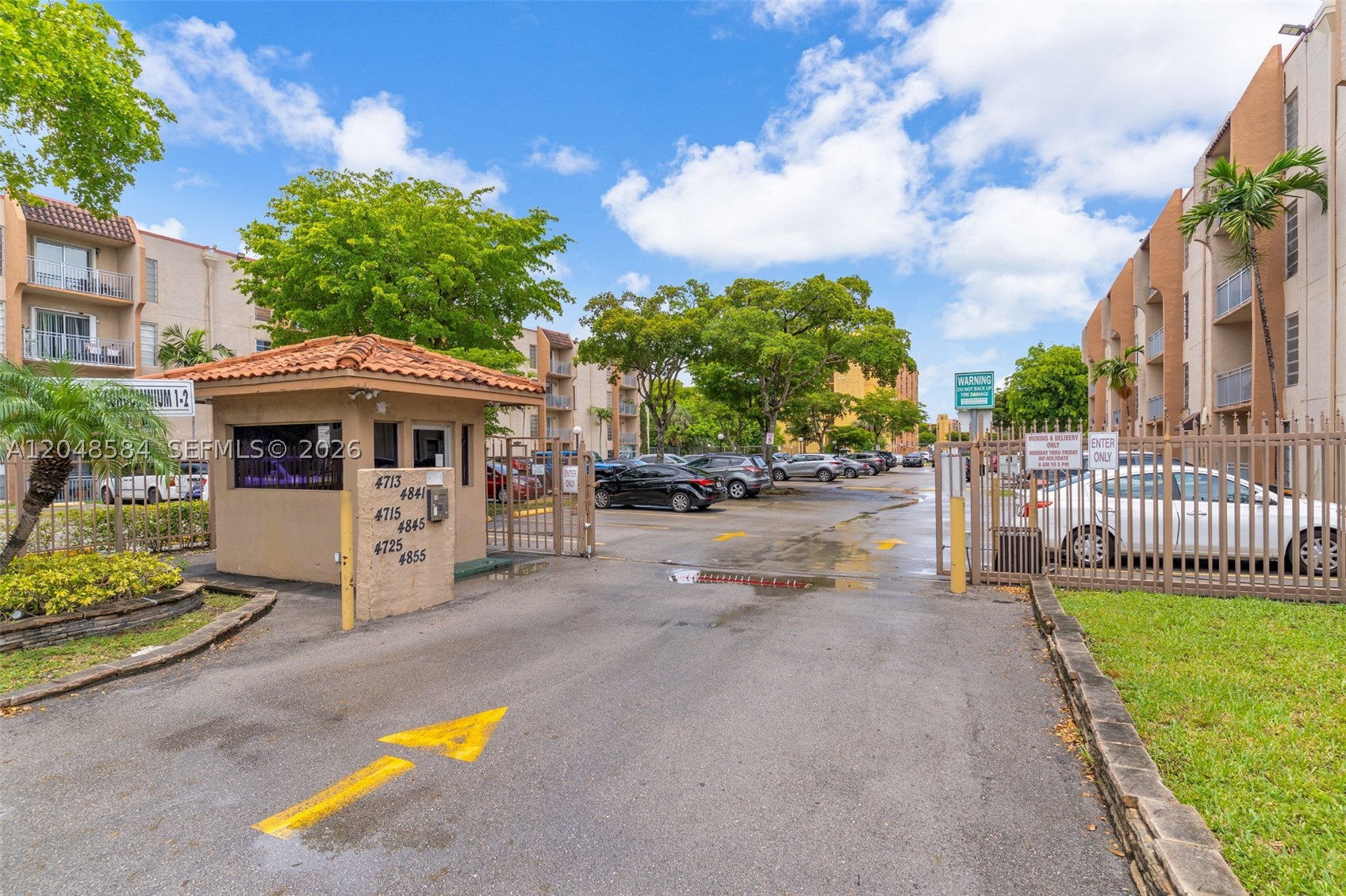 SUNSET VILLAS CONDO - Residential