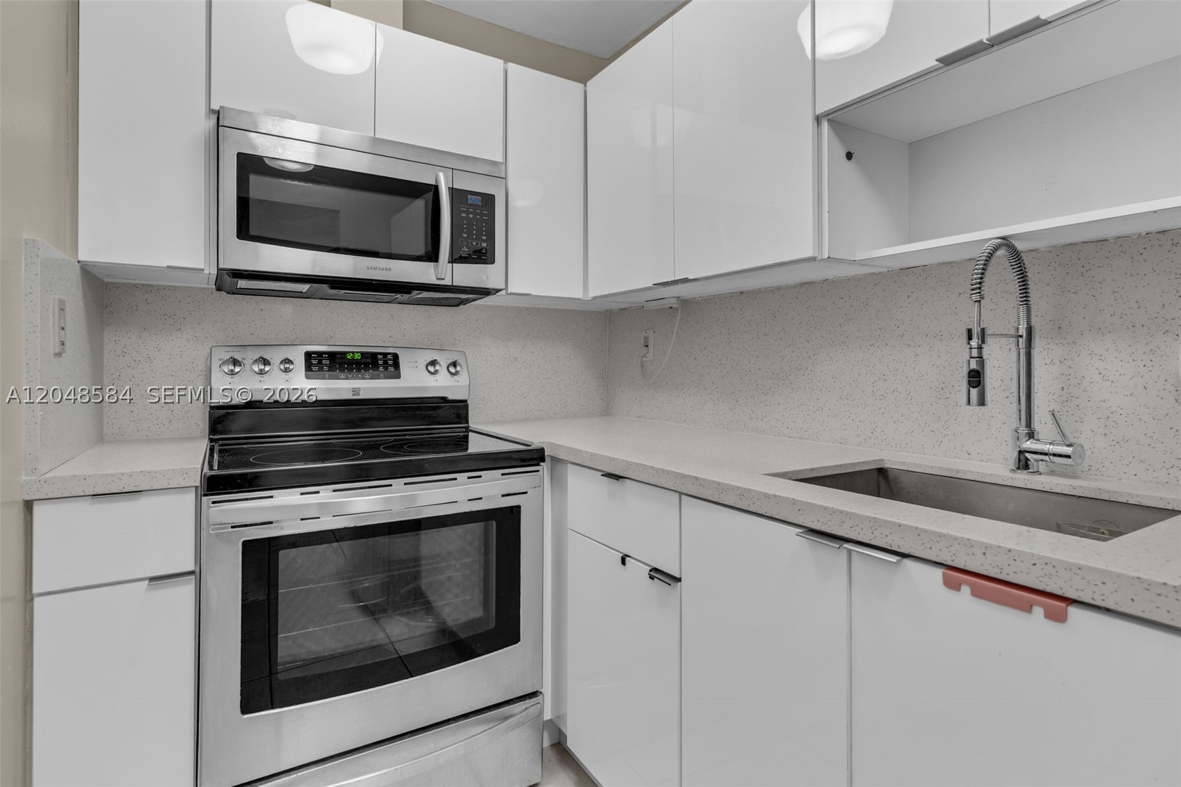 SUNSET VILLAS CONDO - Residential