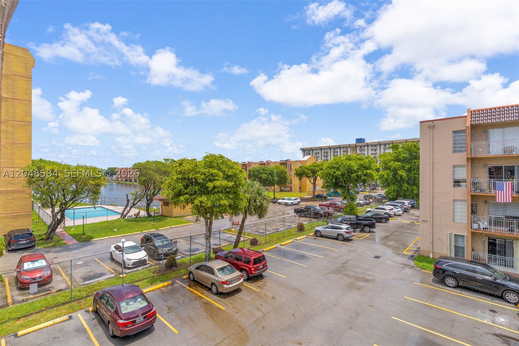 SUNSET VILLAS CONDO - Residential