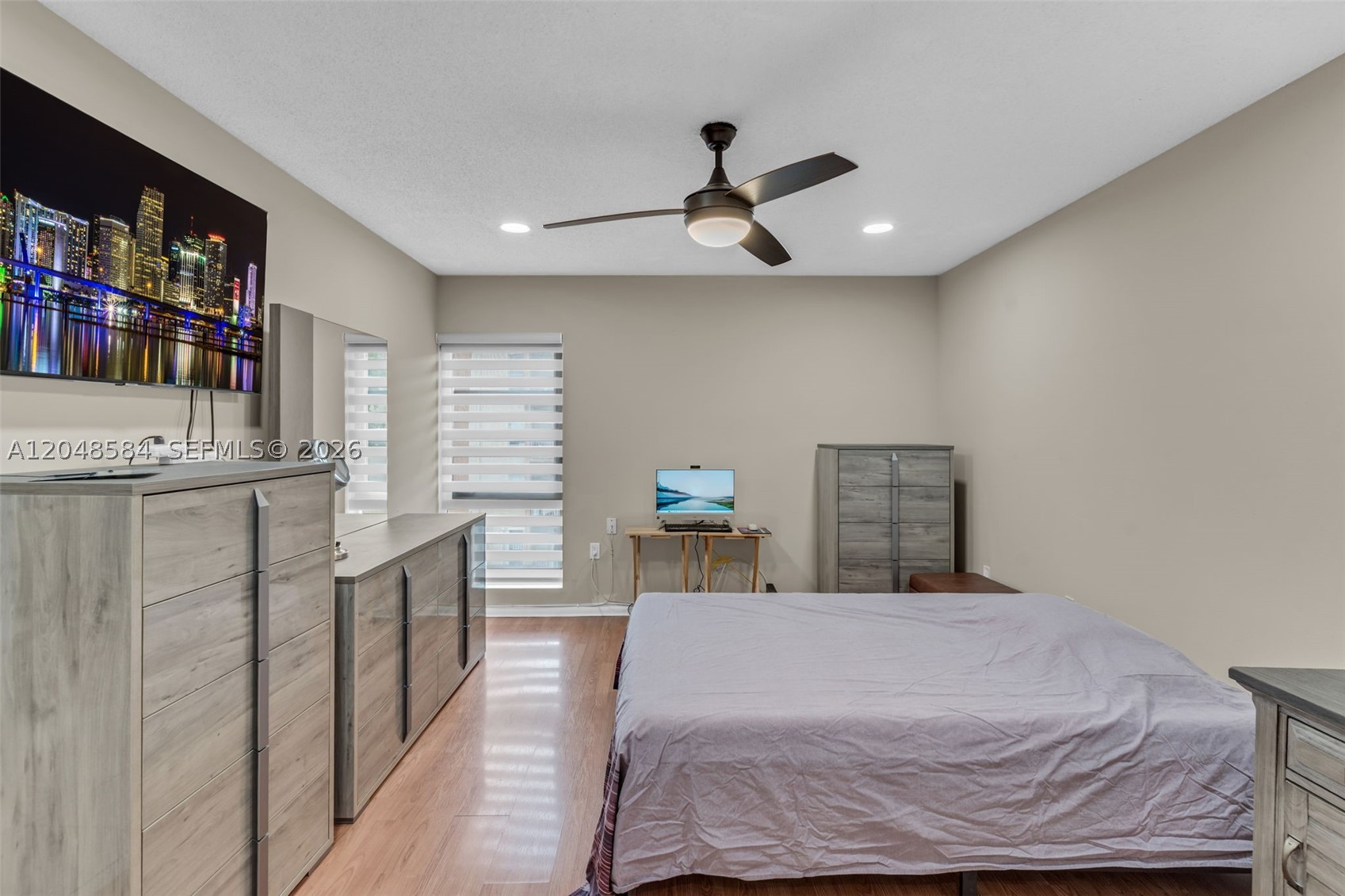 SUNSET VILLAS CONDO - Residential