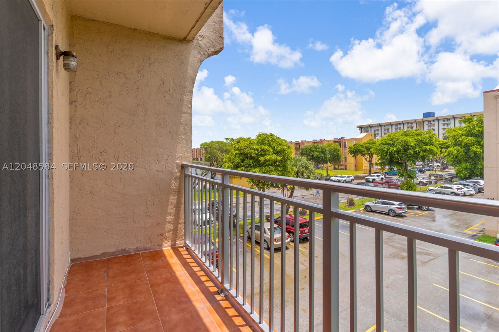 SUNSET VILLAS CONDO - Residential