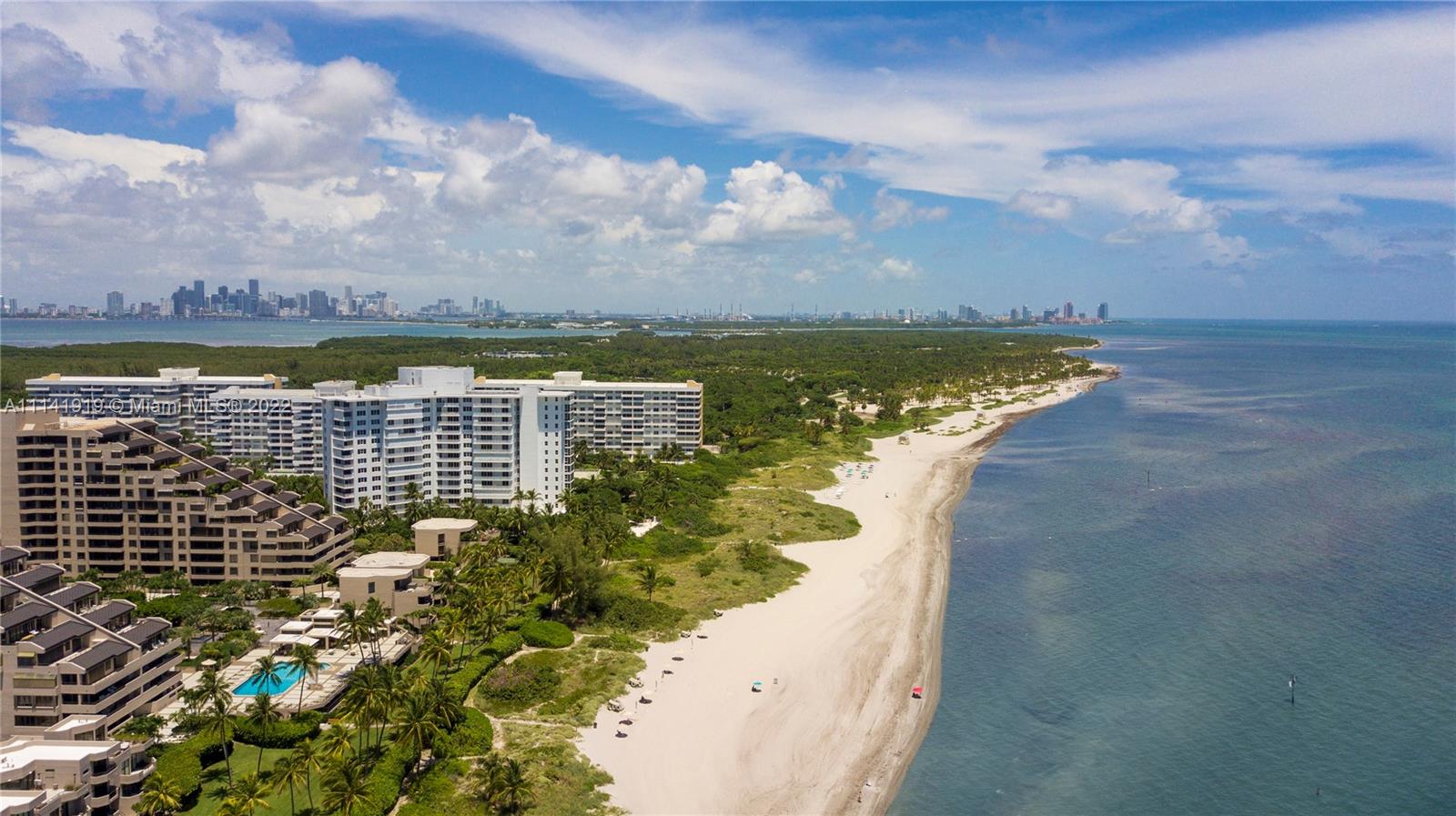 ISLAND HOUSE APT INC - CO - Residential