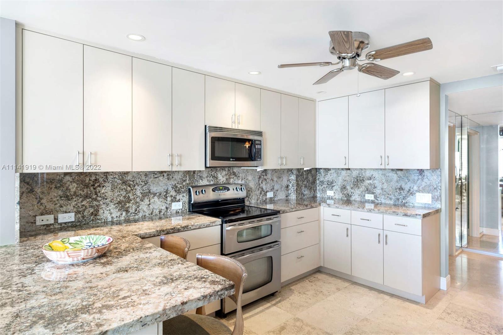 ISLAND HOUSE APT INC - CO - Residential