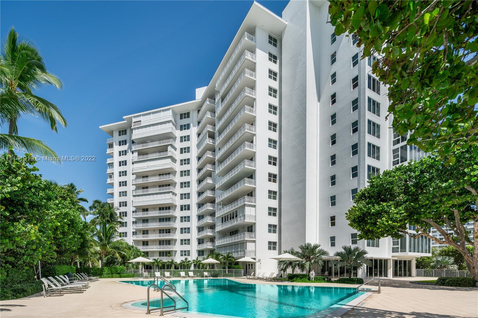 ISLAND HOUSE APT INC - CO - Residential