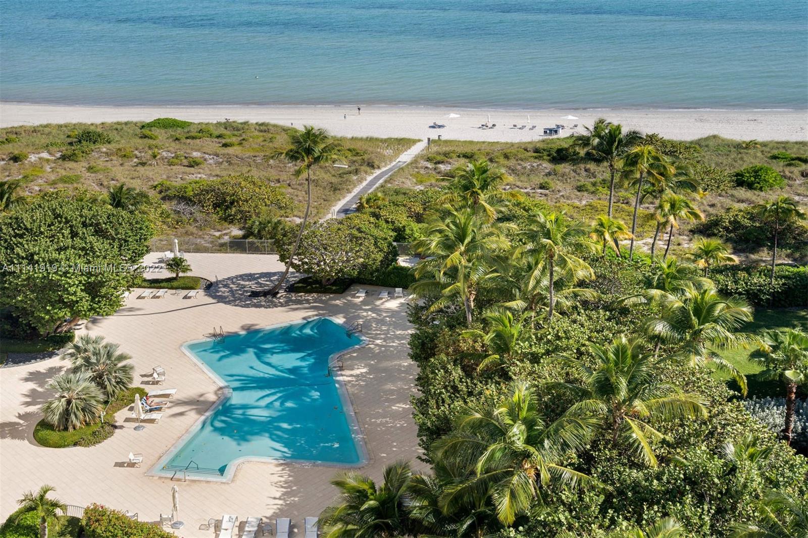 ISLAND HOUSE APT INC - CO - Residential
