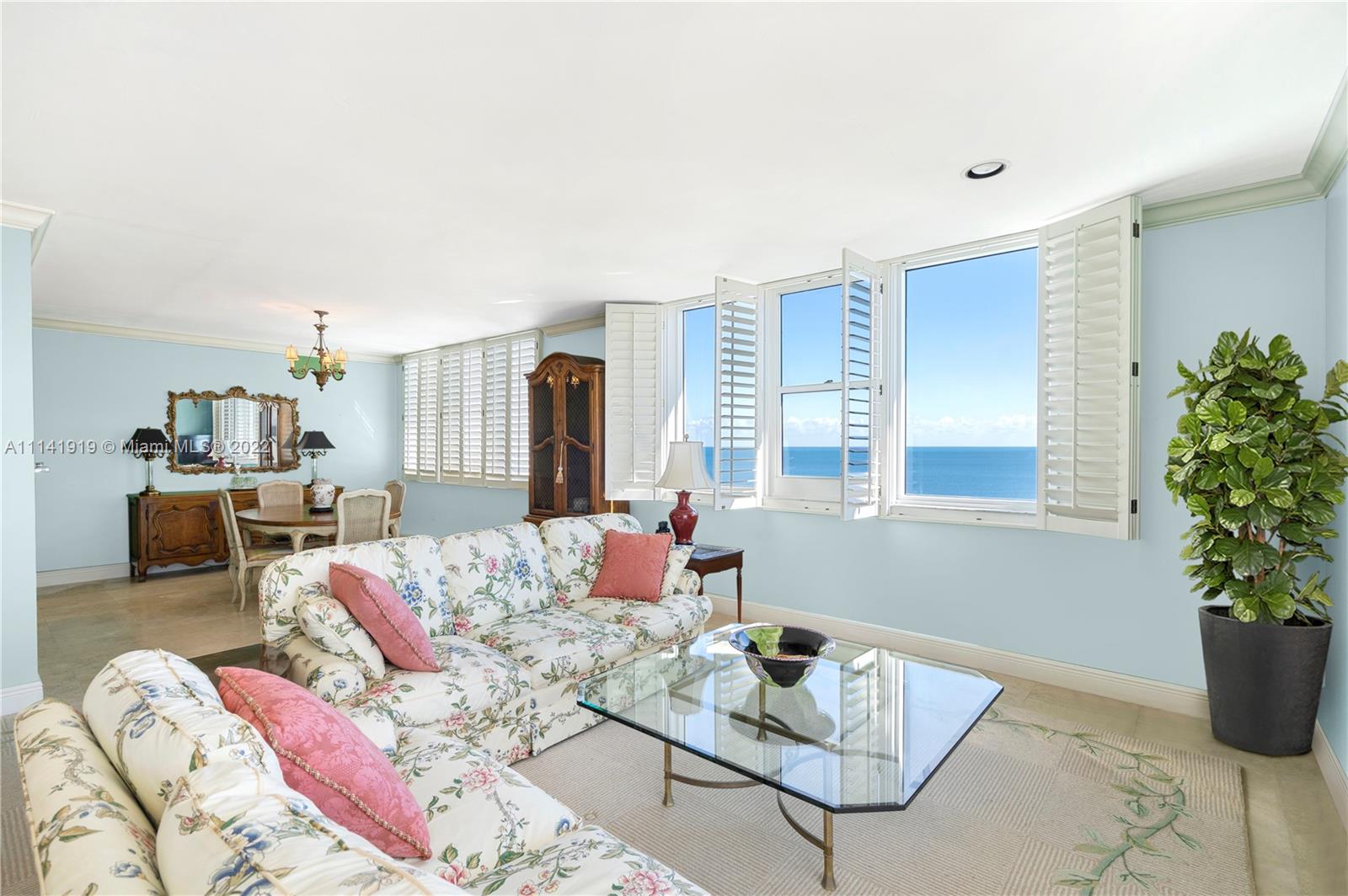 ISLAND HOUSE APT INC - CO - Residential