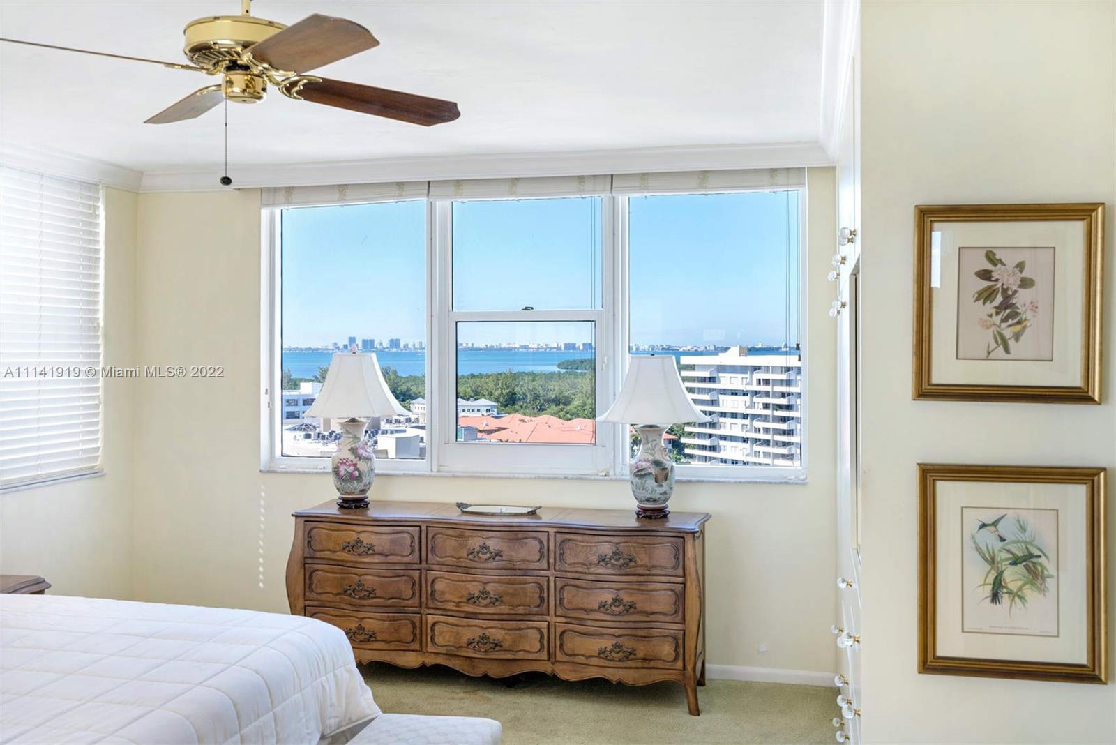 ISLAND HOUSE APT INC - CO - Residential