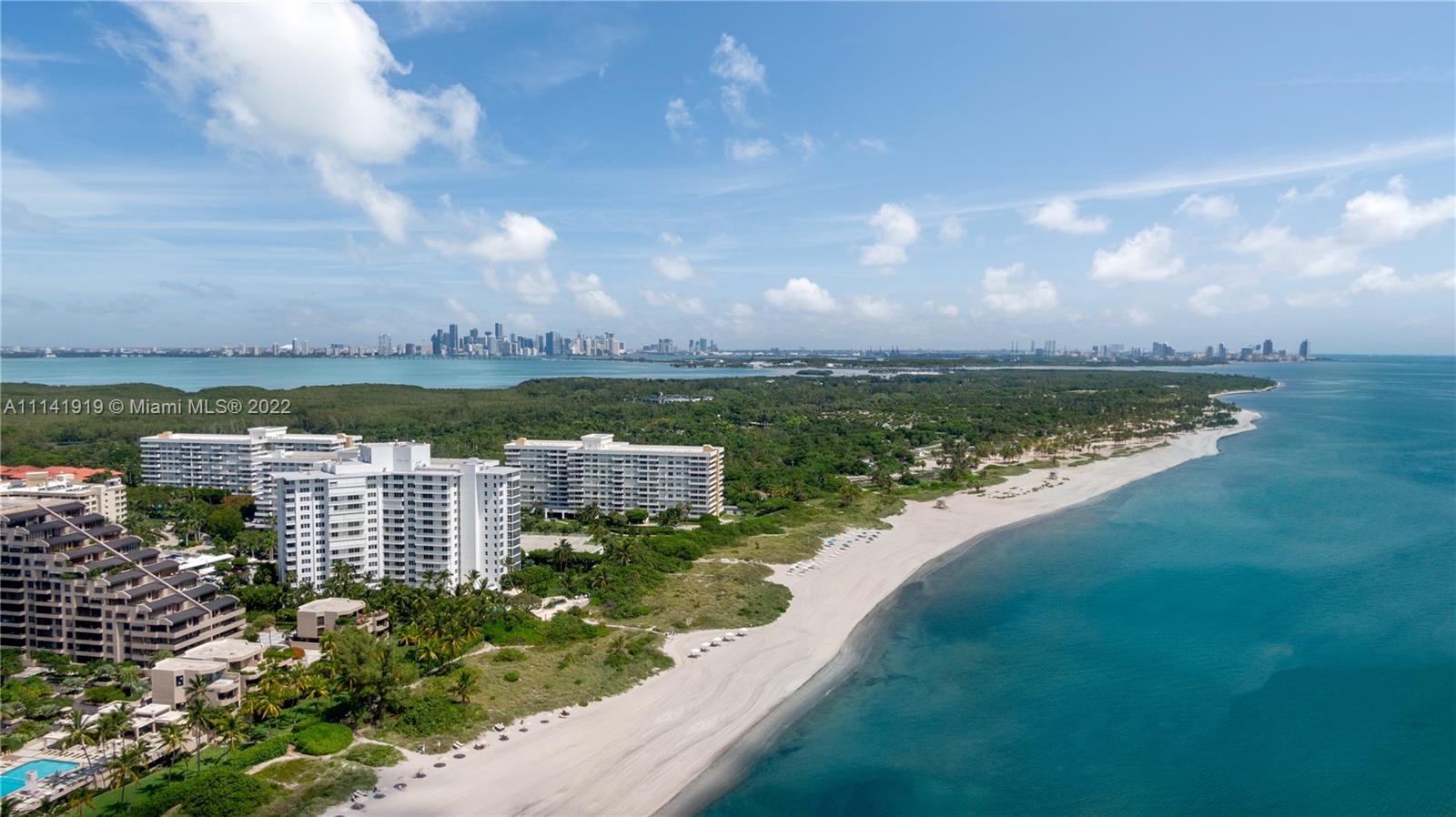 ISLAND HOUSE APT INC - CO - Residential