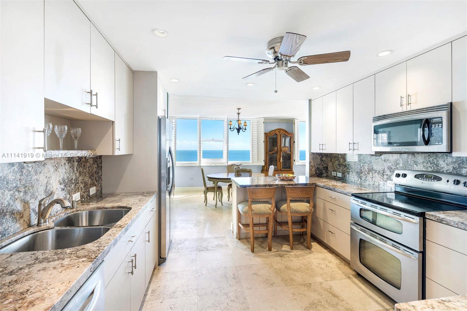 ISLAND HOUSE APT INC - CO - Residential
