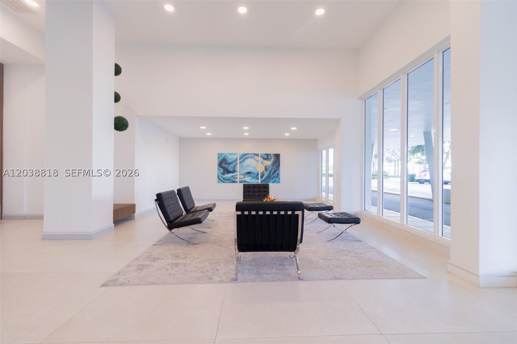 WINSTON TOWER 300 CONDO - Residential