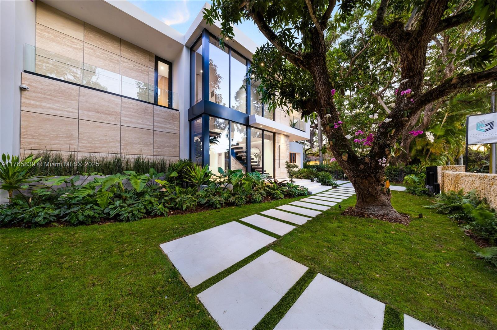 OCEAN VIEW HEIGHTS - Residential