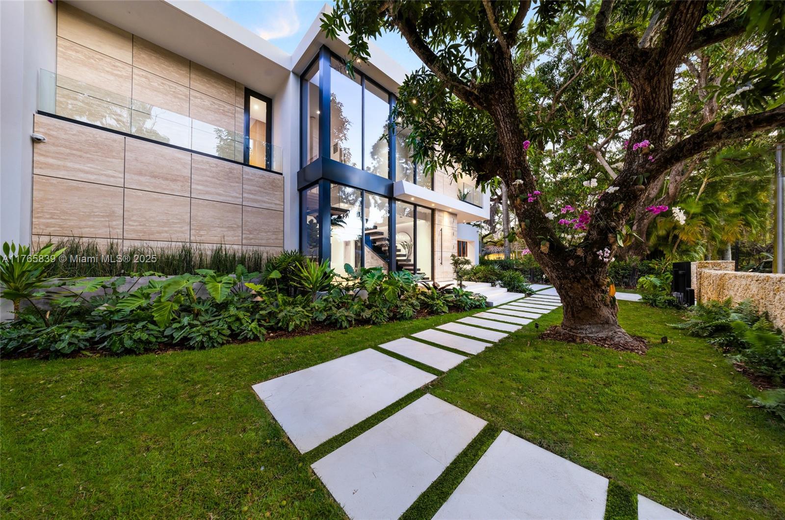 OCEAN VIEW HEIGHTS - Residential