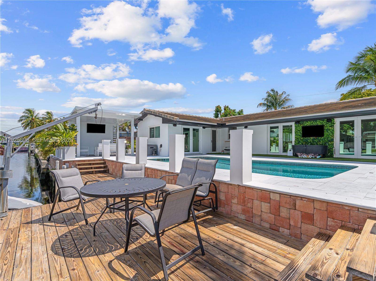 BOULEVARD PARK ISLES SEC - Residential