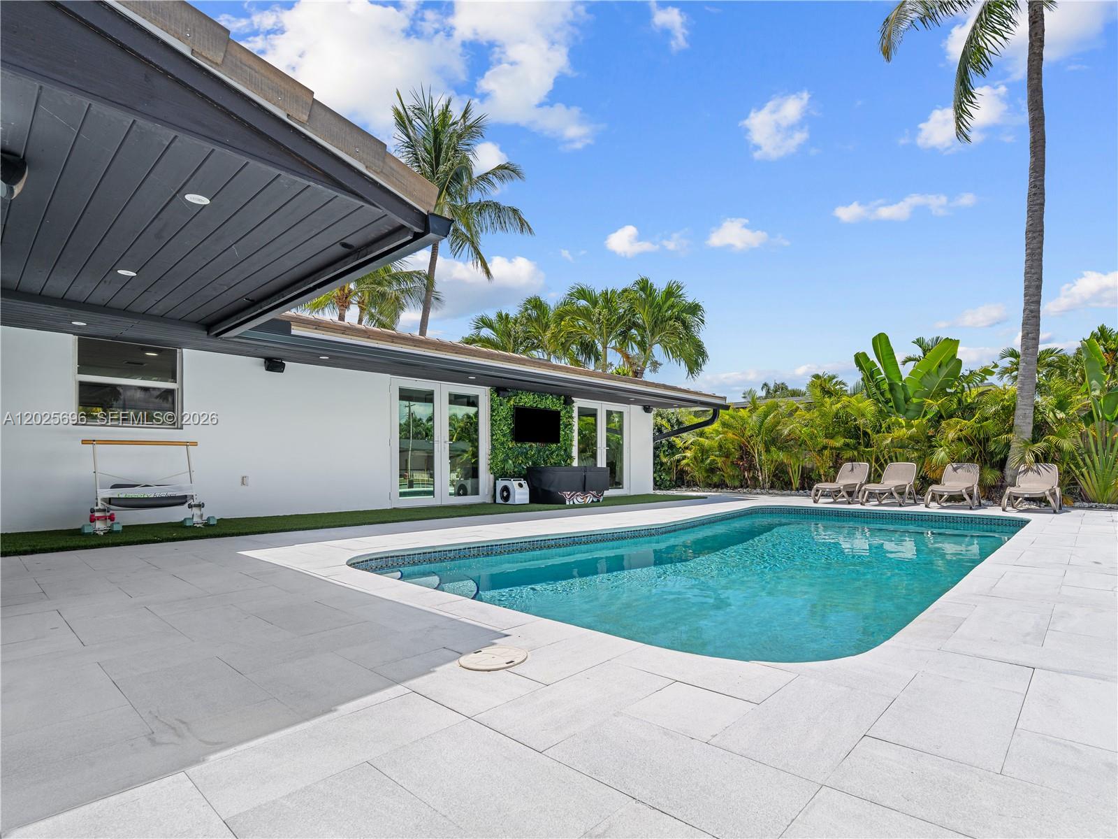 BOULEVARD PARK ISLES SEC - Residential