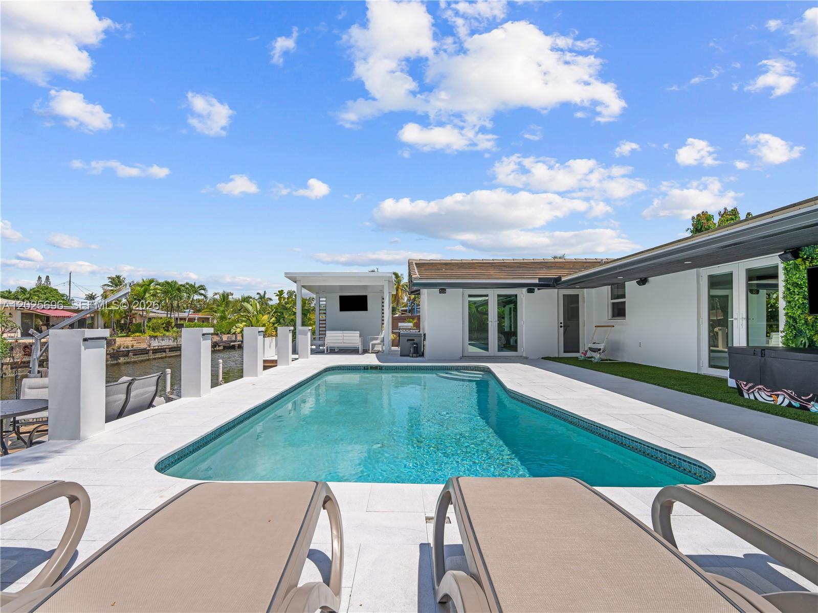 BOULEVARD PARK ISLES SEC - Residential