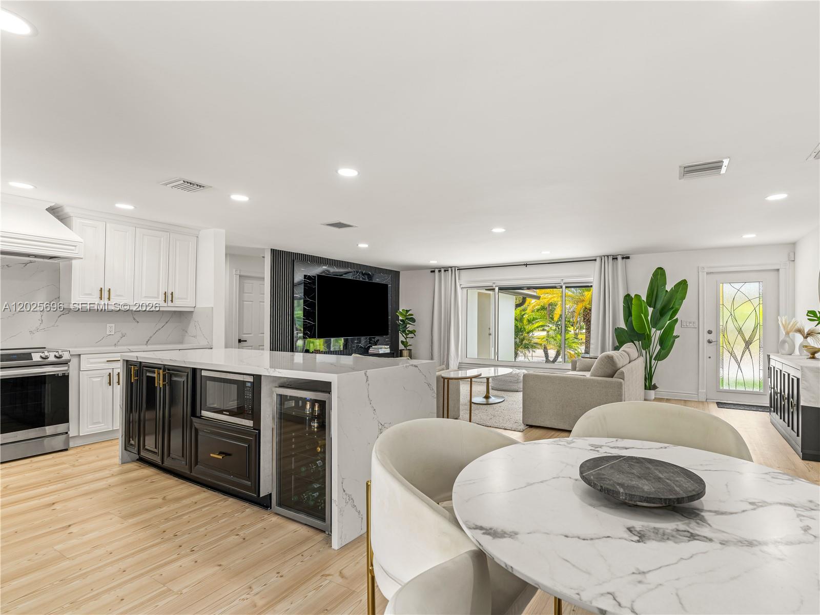 BOULEVARD PARK ISLES SEC - Residential