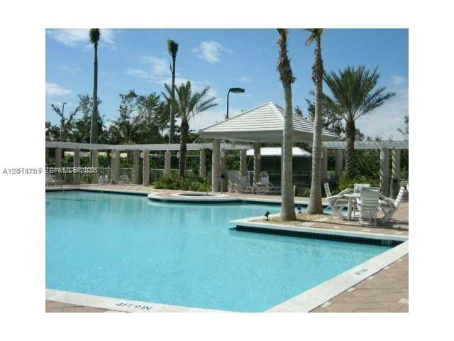 BEAUTIFUL STUDIO WITH THE MOST INCREDIBLE VIEW , BEST KEPT SECRET THIS BUILDING HAS IT ALL! POOL, TENNIS, WATER FRONT, GREAT BOUTIQUE BUILDING CLOSE TO EVERYTHING BUT IN A SECLUDED AREA EAST OF BISCAYNE ON THE WATER! OWNER WILL PAY ASSESSMENTS ALL WORK BEING FINALIZED ITS A GREAT COMMUNITY MONTH TO MONTH TENANT