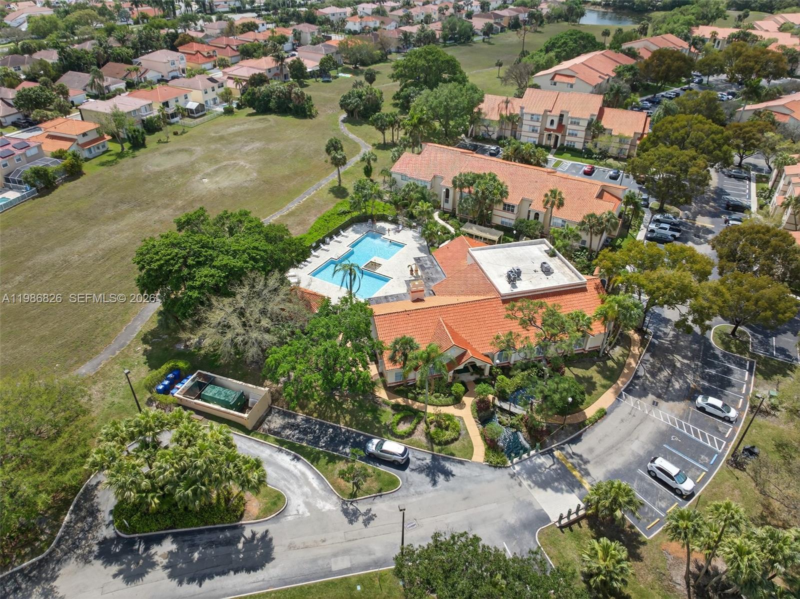 CORAL KEY CONDO - Residential