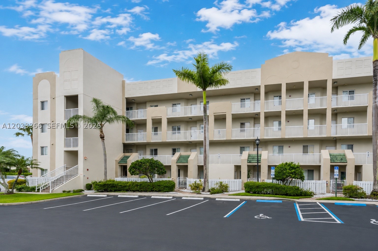 SOUTHAMPTON CONDOMINIUM F - Residential