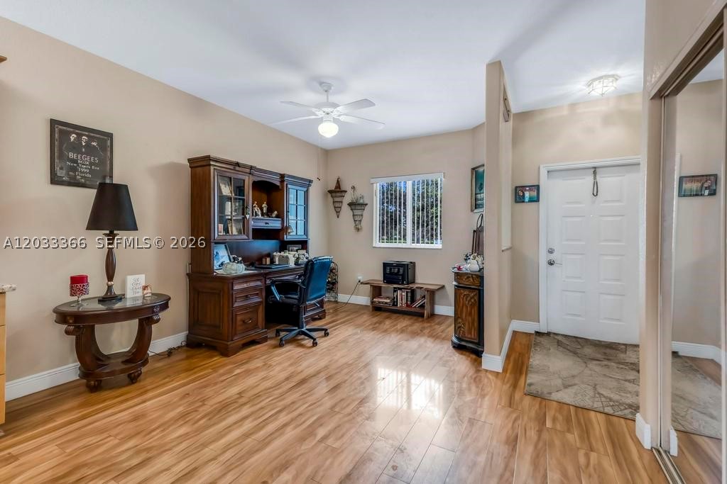 SOUTHAMPTON CONDOMINIUM F - Residential