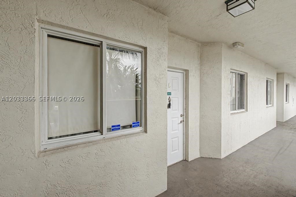 SOUTHAMPTON CONDOMINIUM F - Residential