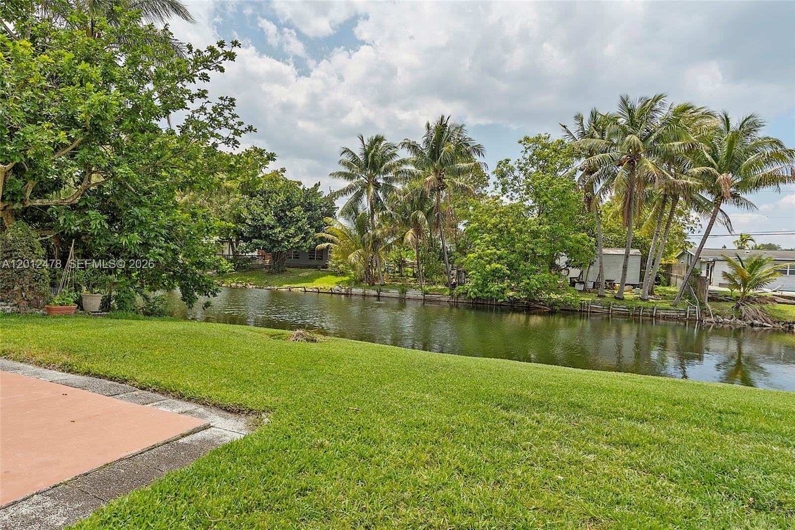 SUNRISE VILLAS CONDOMINIU - Residential