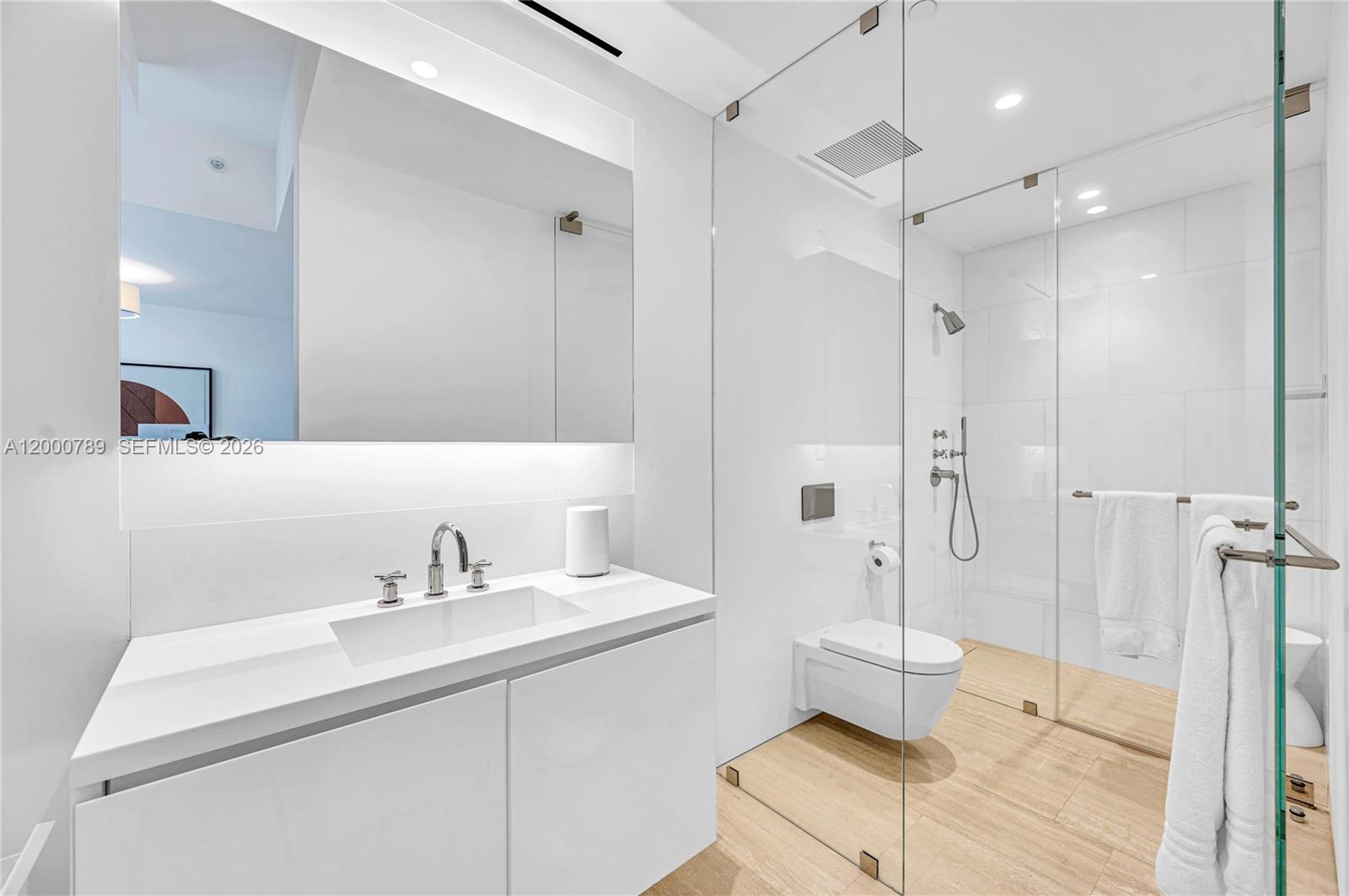 SURF CLUB CONDO - Residential