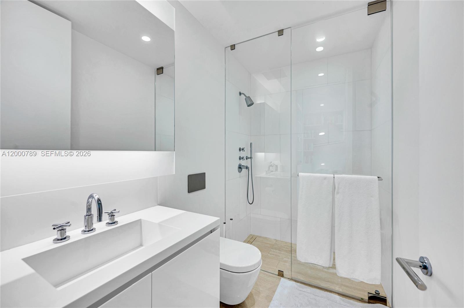 SURF CLUB CONDO - Residential