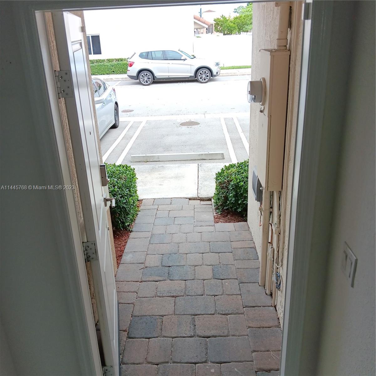 PRINCETON - Residential
