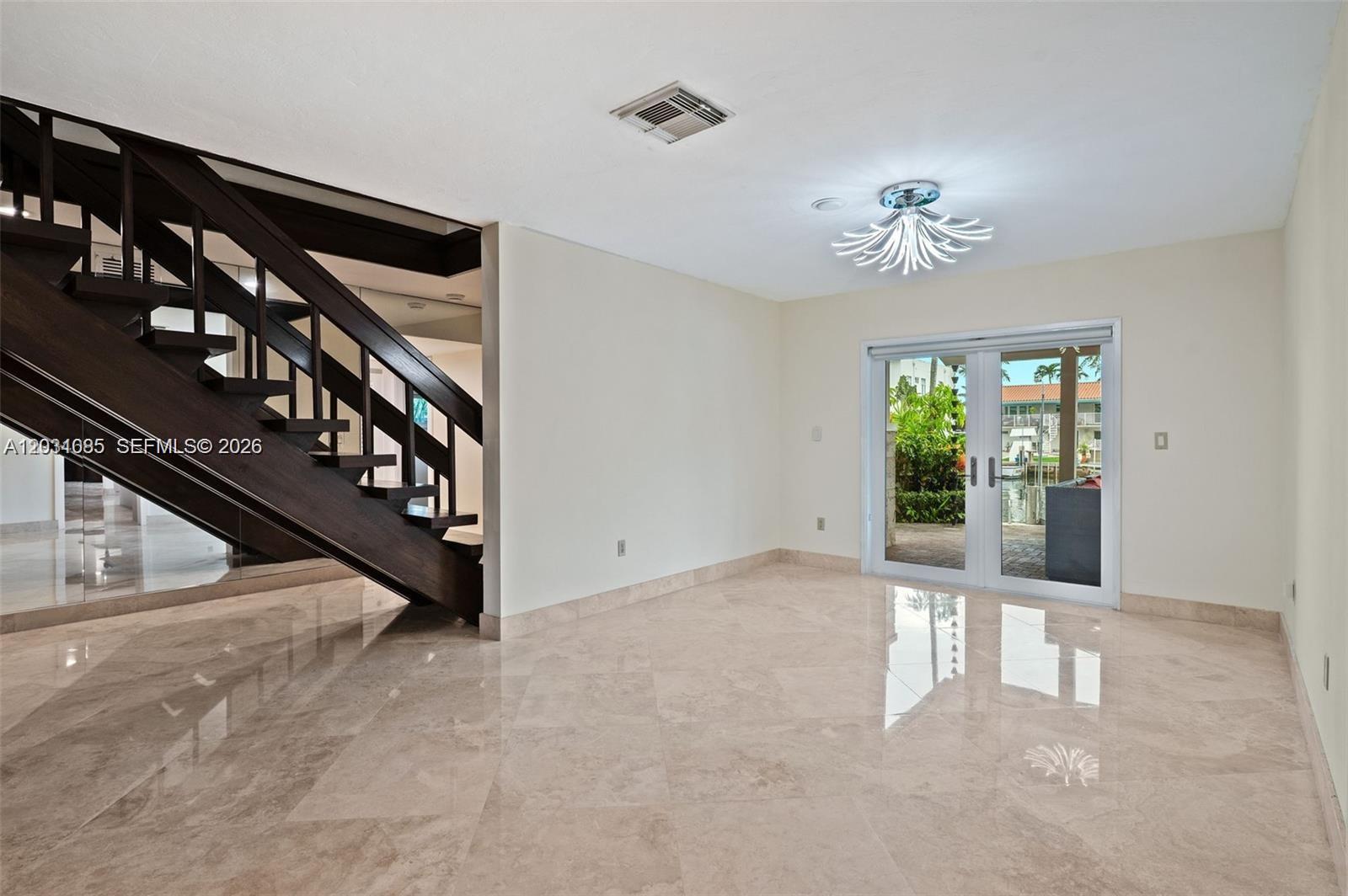 SANS SOUCI ESTATES - Residential