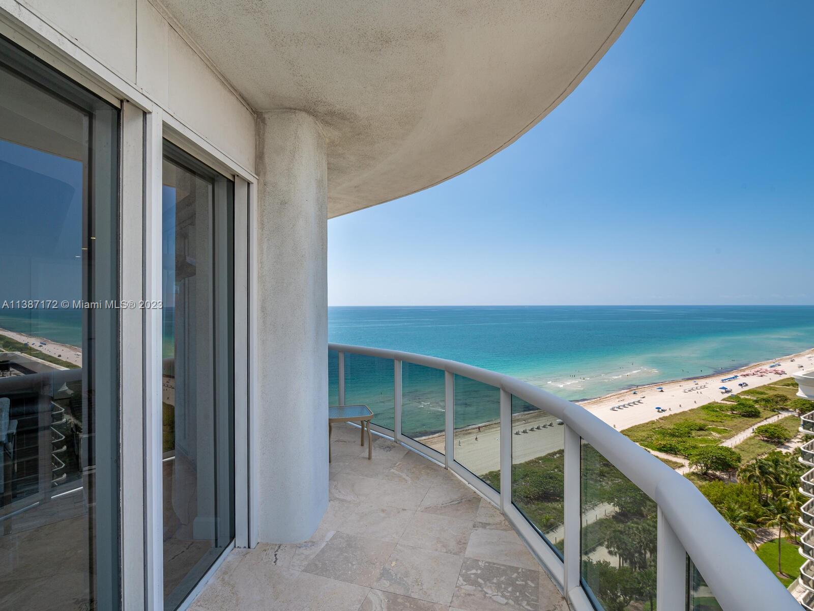 MAJESTIC TOWER - Residential