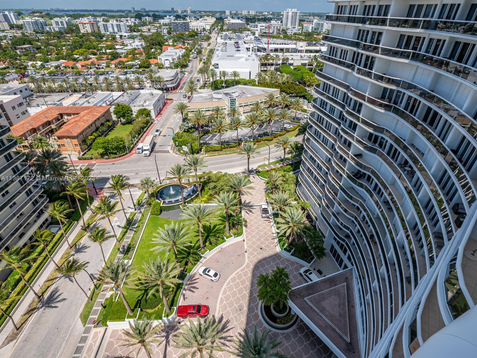 MAJESTIC TOWER - Residential