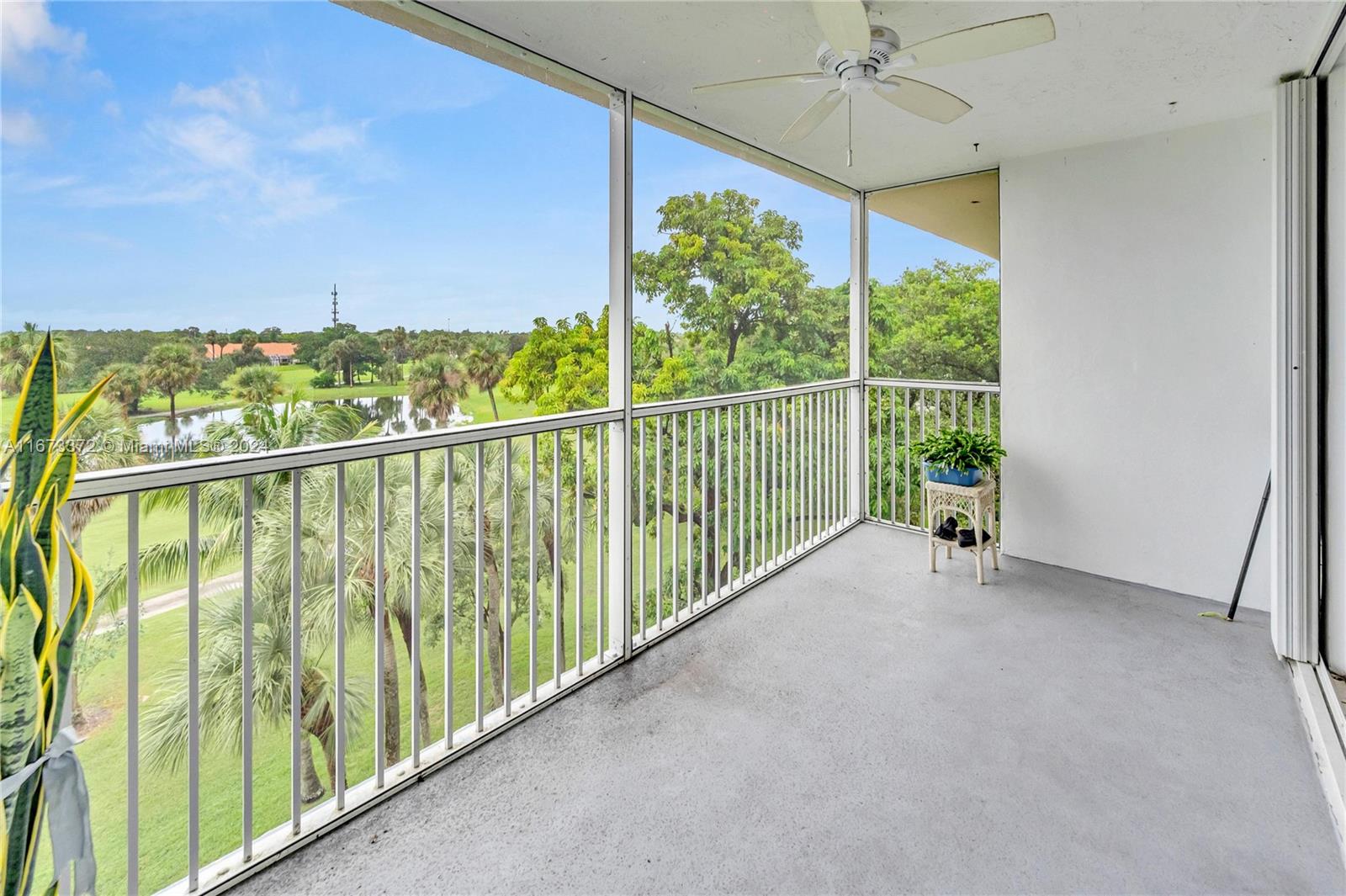NO 78A PALM-AIRE COUNTRY - Residential