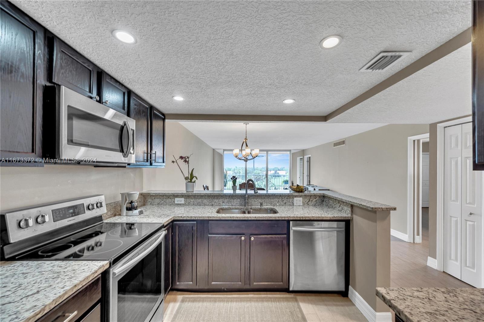 NO 78A PALM-AIRE COUNTRY - Residential