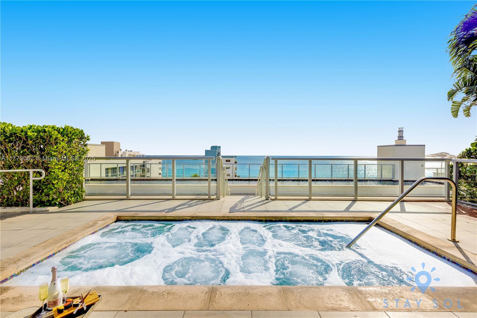COSTA HOLLYWOOD CONDO - Residential